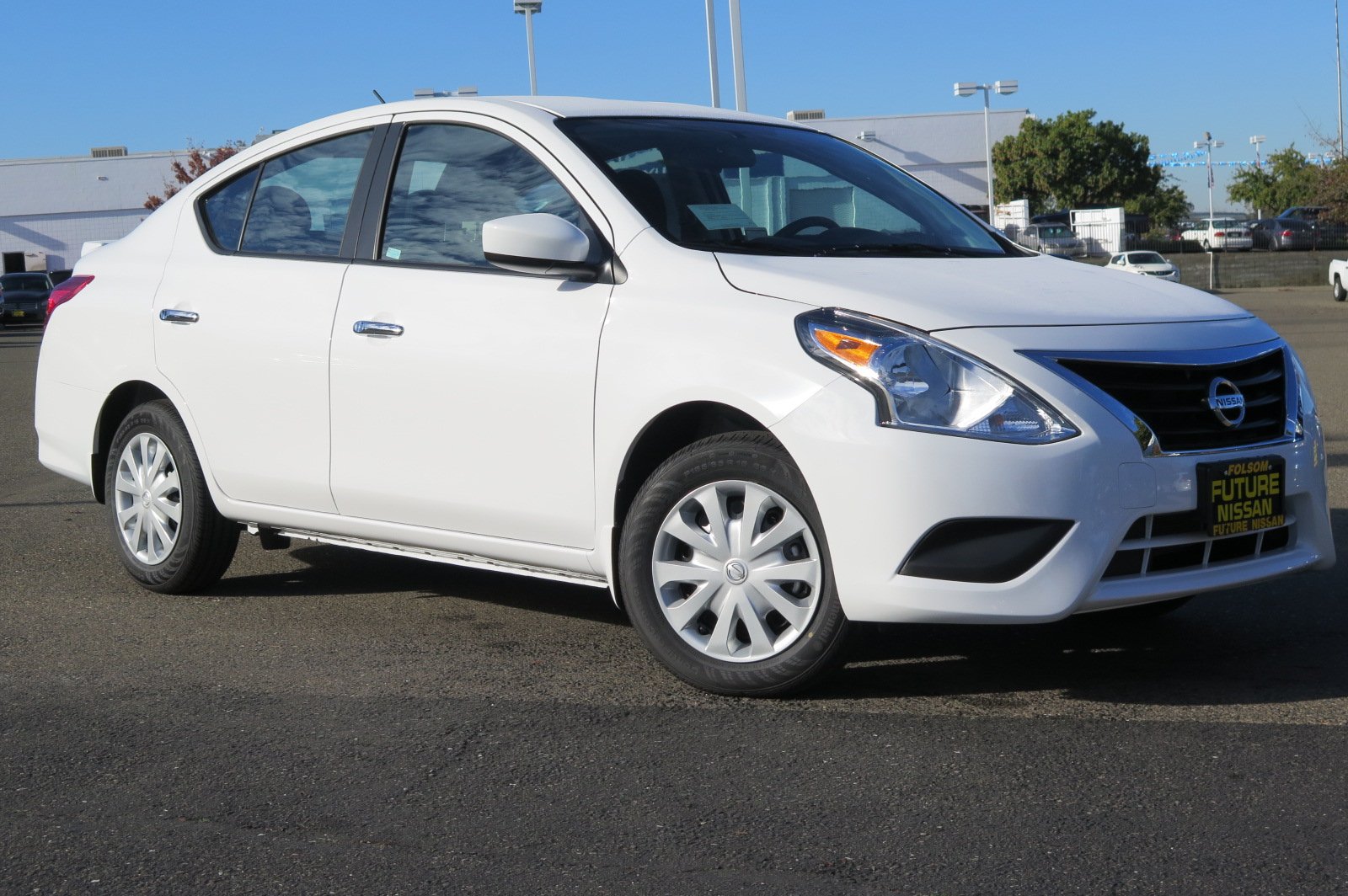 New 2017 Nissan Versa Sedan Sv 4dr Car In Roseville F10693 Future Nissan Of Roseville 